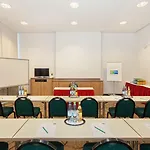 Express Nuernberg-schwabach Отель 3*